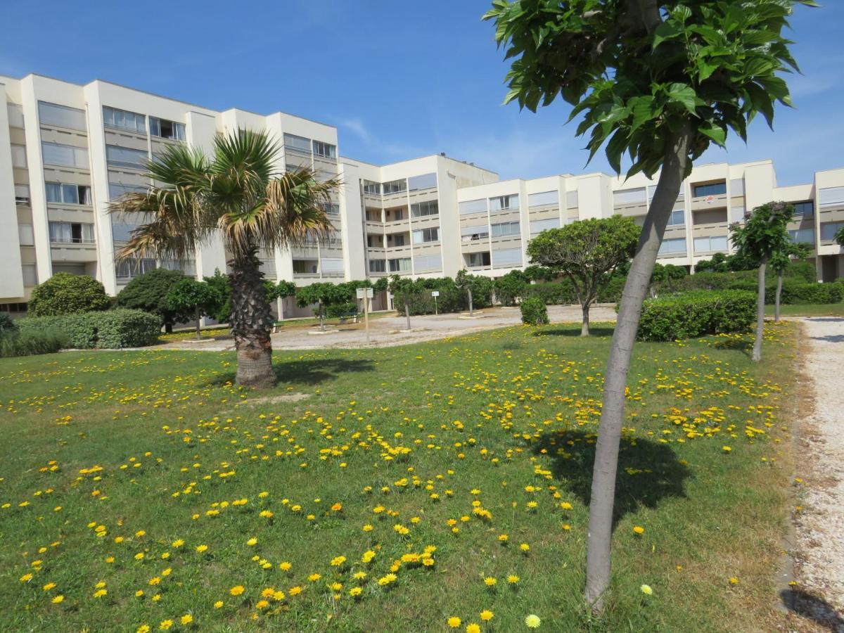 Ground Floor Studio With Access To Beach And Pool Le Barcarès Kültér fotó